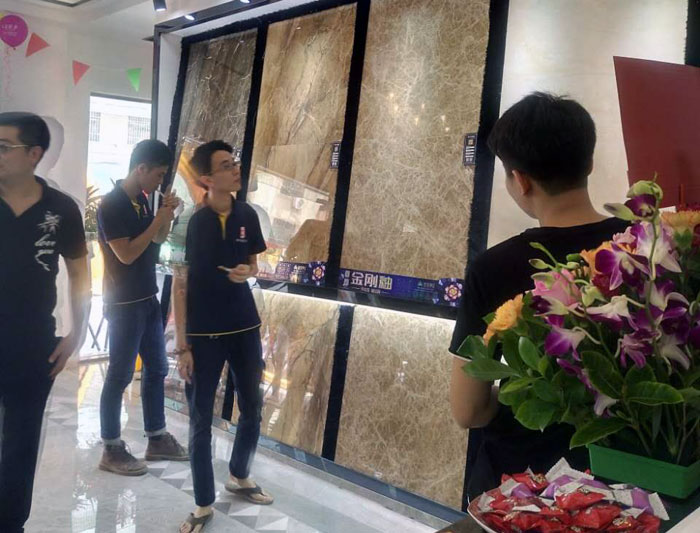 网信快3 瓷砖代理  陶瓷一线品牌 普宁 开业