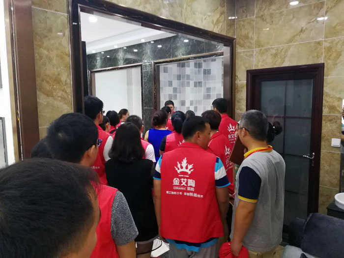 网信快3瓷砖全国超等店长特训营再下一城，漯河站顺利接棒