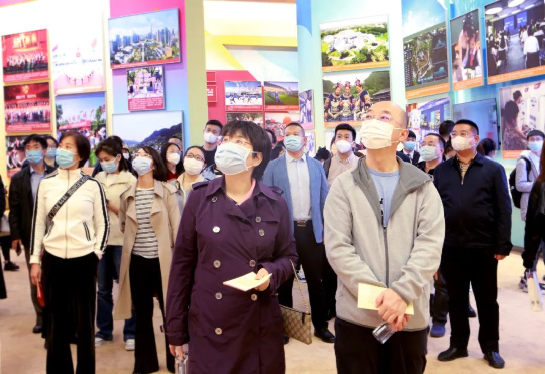 		优德88集团干部职工旅行“奋进新时代”主题成绩展丨29项建材元素突出立异与责任_责任撒播_优德88集团有限公司	
