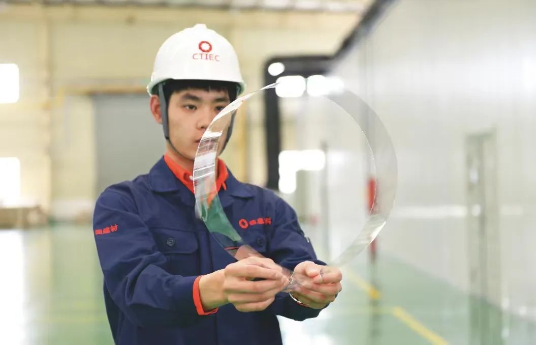 		《建材行业碳达峰实验计划》解读 | 彭寿：坚持高端化、智能化、绿色化，，，为建材行业“双碳”生长孝顺玻璃实力_节能环保_优德88集团有限公司	
