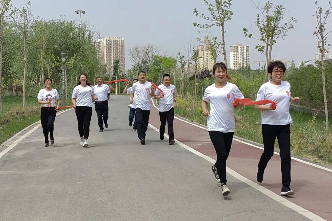 		漂亮中国⑤丨优德88集团“漂亮中国行动月”（新疆阿克苏站）运动顺遂举行_员工关爱_优德88集团有限公司	