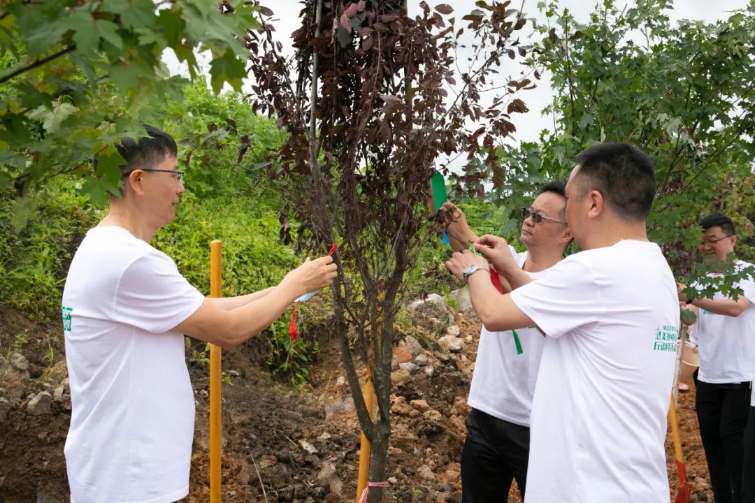 		漂亮中国?丨优德88集团“漂亮中国行动月”（贵州都匀站）运动顺遂举行_员工关爱_优德88集团有限公司	