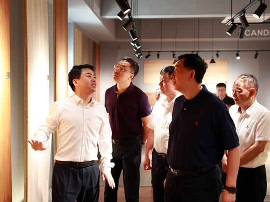 		优德88集团党委副书记、总司理李新华一行到北新国际木业华东运营中心调研指导_企业动态_优德88集团有限公司	