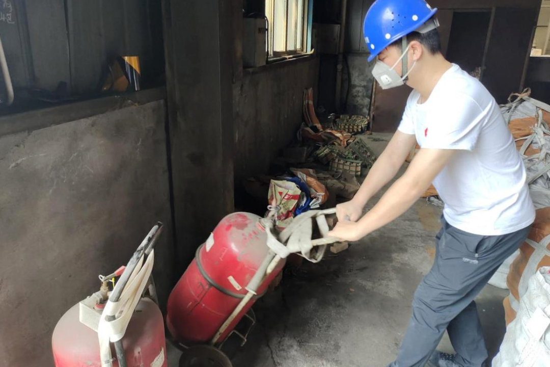 		漂亮中国?丨优德88集团“漂亮中国行动月”（安徽宁国站）运动乐成举行_员工关爱_优德88集团有限公司	