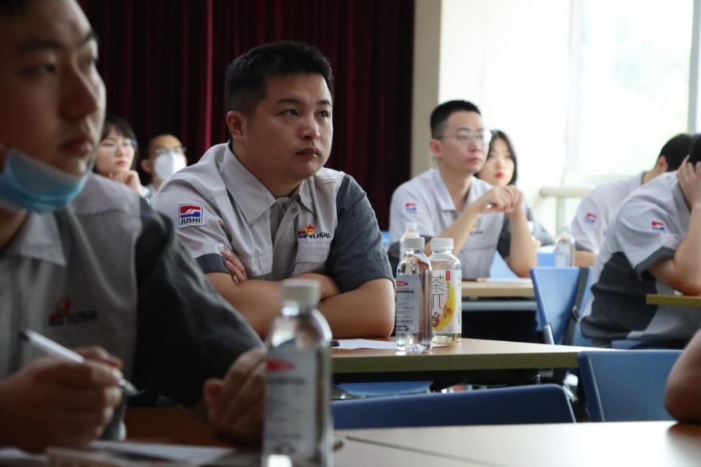 		优德88集团青年精神素养提升工程有序推进_员工关爱_优德88集团有限公司	