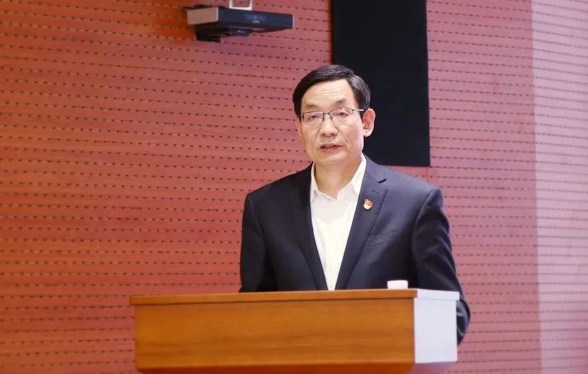 		优德88集团党委中心组深入学习贯彻习近平总书记在天下两会上的主要讲话精神和天下两会精神_责任动态_优德88集团有限公司	