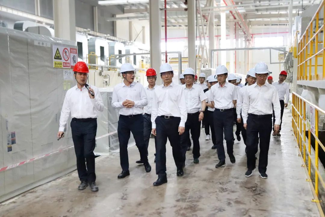 		周育先受邀加入2023天下动力电池大会并调研集团在宜宾企业_责任撒播_优德88集团有限公司	