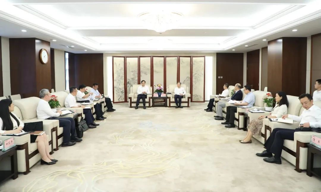 		周育先造访国家开发投资集团_责任动态_优德88集团有限公司	