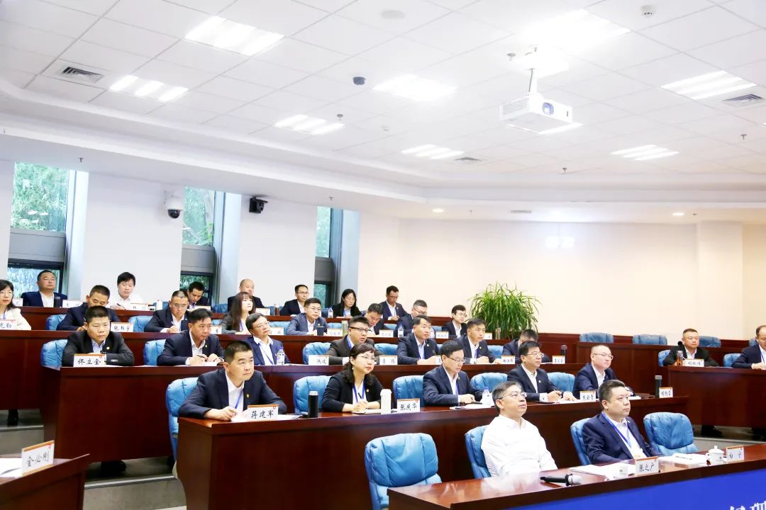 		优德88集团第六期向导职员中恒久谋划治理培训班（EMT）顺遂开班_员工关爱_优德88集团有限公司	