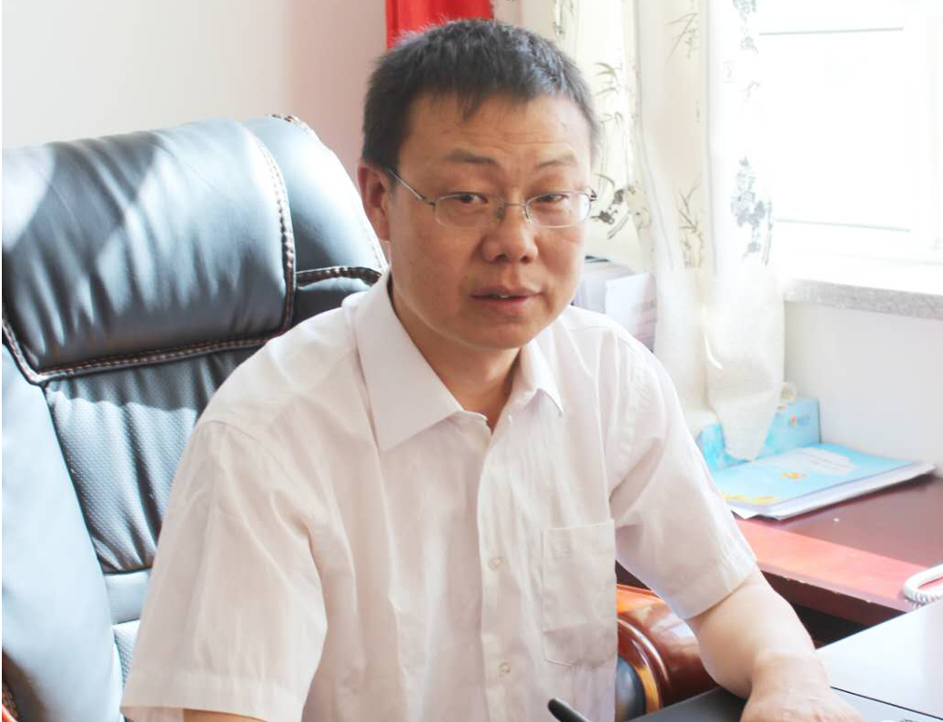 		优德88集团4名小我私家荣获“2023年水泥行业优异总工程师”称呼_员工关爱_优德88集团有限公司	