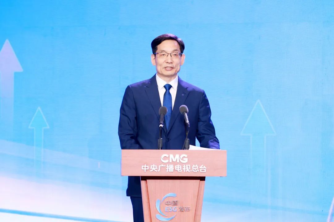 		周育先受邀出席《“一带一起”ESG行动报告》宣布运动，，，并作主题讲话和论坛对话_责任撒播_优德88集团有限公司	