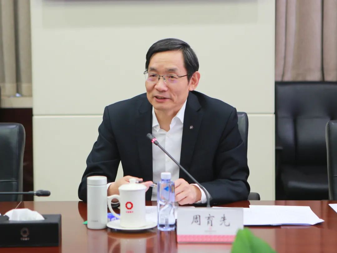 		优德88集团组织召开工程硕博士专项作育事情座谈会_员工关爱_优德88集团有限公司	