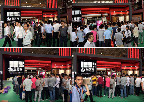 20140530203831720 网信快3展位人群火爆