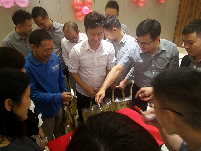 网信快3瓷砖周围年庆