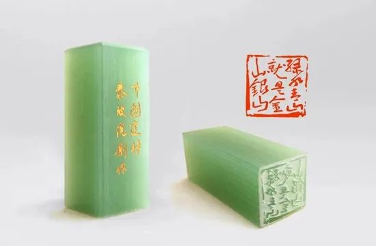 		建材报通讯文章：脱贫攻坚 抗击疫情 2020时光印记里的优德88_企业公民_优德88集团有限公司	