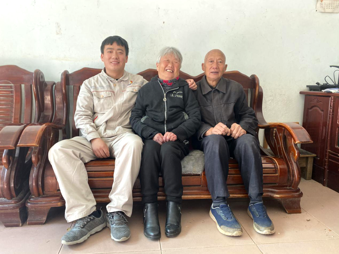 		今日重阳，，，，，让我们配合呵护他们_责任与文化_优德88集团有限公司	