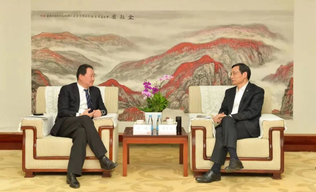		周育先接受中国水泥网专访：立异历来不是一件简朴的事_优德88要闻_优德88集团有限公司	