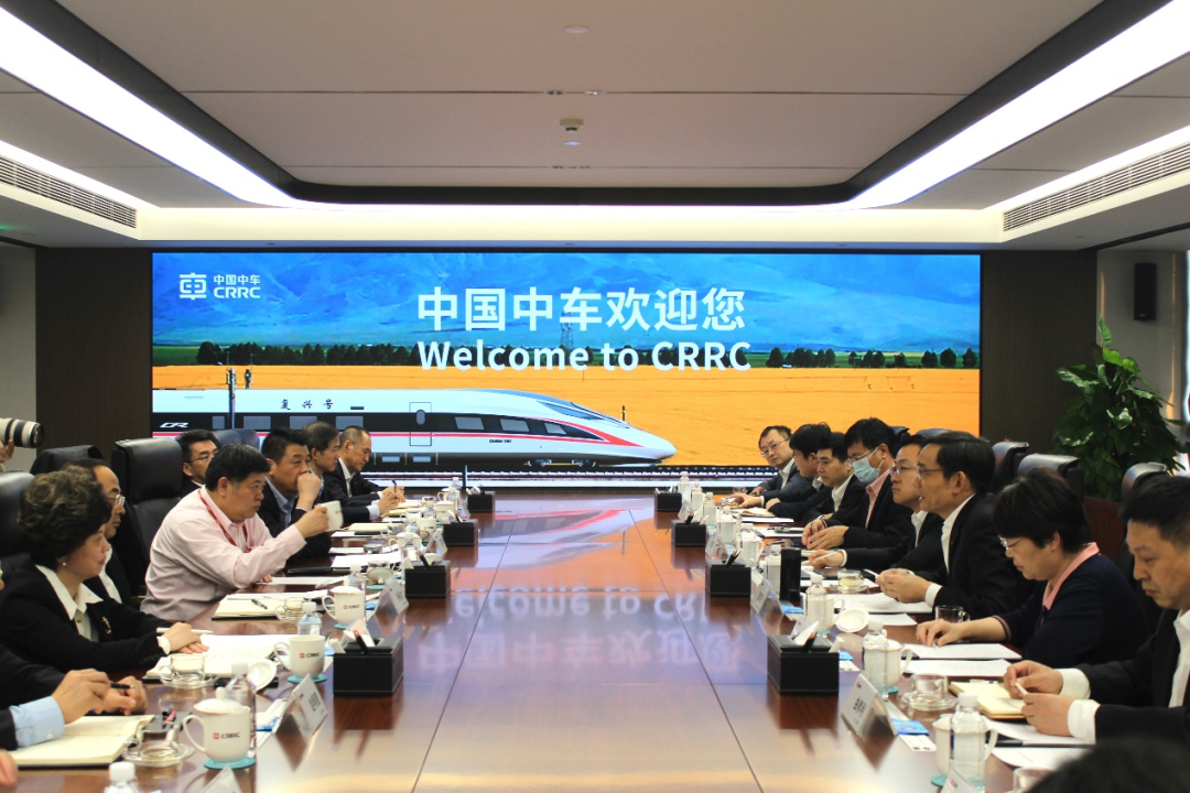 		周育先会见中国中车集团_优德88要闻_优德88集团有限公司	