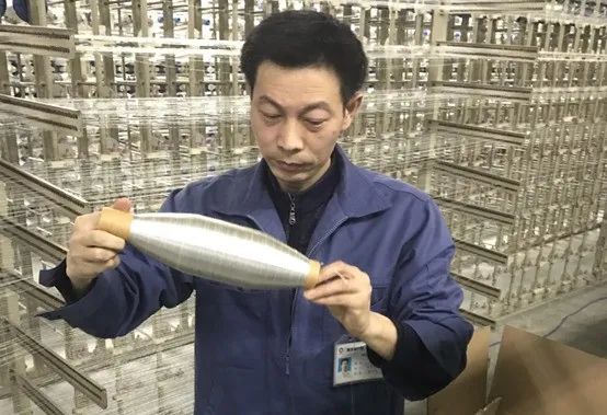		最美一线劳模 | 南京玻纤院朱斌：归来仍是少年_人物_优德88集团有限公司	
