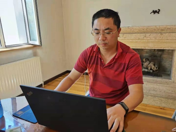 		最美工程手艺职员 | 中材国际（南京）王大海：融入“熔炉” 迸发光热_人物_优德88集团有限公司	