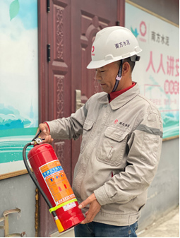 		最美一线劳模丨浙江奔腾柴国权：用行动坚守初心 彰显“斗争者”风范_人物_优德88集团有限公司	