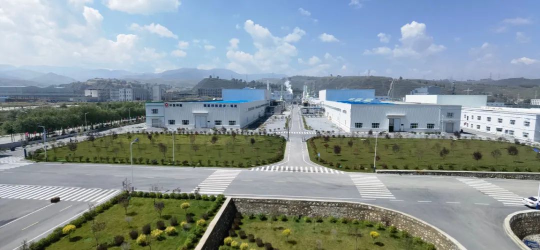 		二十大代表访谈 | 周育先：打造天下一流质料工业投资集团_媒体报道_优德88集团有限公司	