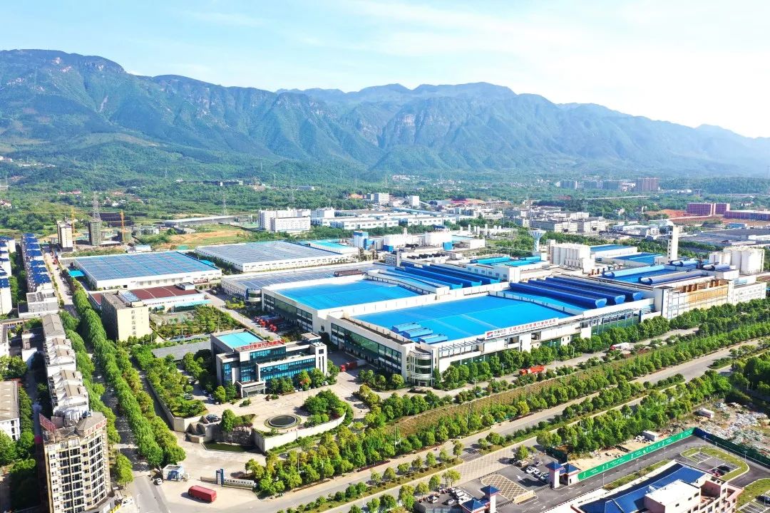 		决战四序度 | 六家企业获评智能制造树模工厂和优异场景、槐坎南方成为天下首家两化融合AAA级水泥企业……_企业动态_优德88集团有限公司	