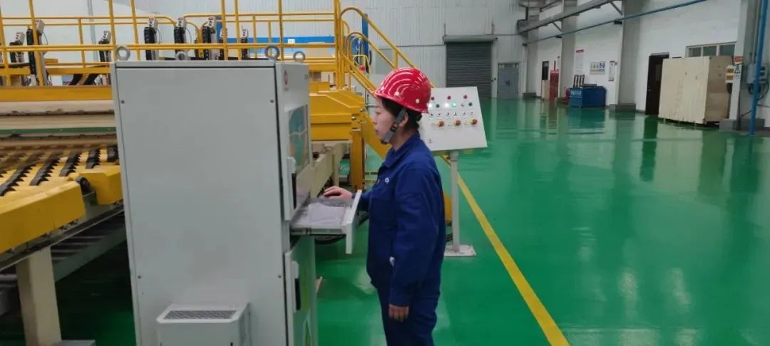		决战四序度 | 耀华玻璃：聚焦重点求突破、精准发力勇攻坚_故事_优德88集团有限公司	