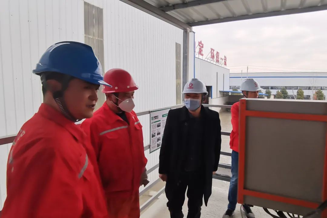 		决战四序度│西南水泥：“党建向导员制”的刷新立异之路_企业动态_优德88集团有限公司	