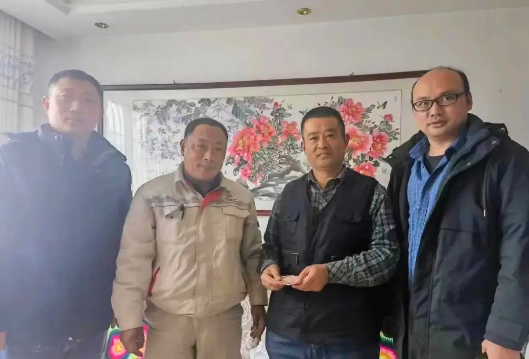 		新春温暖篇 | 走下层，，，，，，暖人心，，，，，，浓浓关爱显真情_责任与文化_优德88集团有限公司	