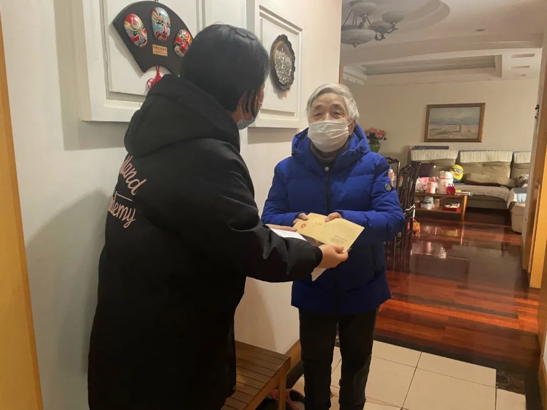 		新春温暖篇 | 走下层，，，，，，暖人心，，，，，，浓浓关爱显真情_责任与文化_优德88集团有限公司	