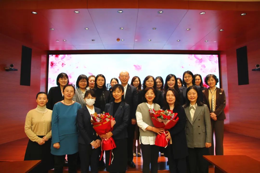 		无惧时光 青春自在 | 优德88集团各企业开展富厚多彩的“女神节”运动_员工关爱_优德88集团有限公司	