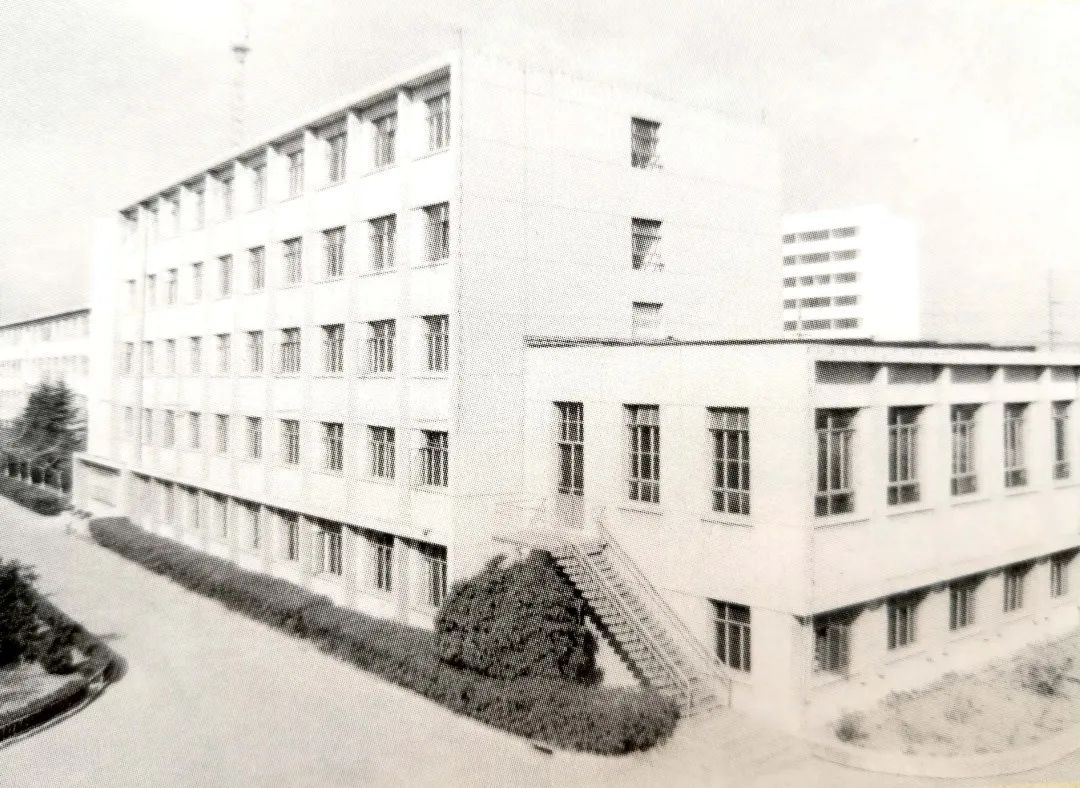 		优德88｜中研院承载玻璃行业70年 开启立异生长新征程_责任与文化_优德88集团有限公司	