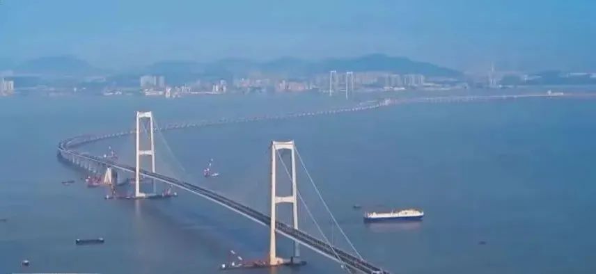 		创价值 谱新篇 | 助力深中通道正式运营、国际水泥项目喜获FAC证书、举行推介会、亮相国际峰会并获奖…… _企业动态_优德88集团有限公司	