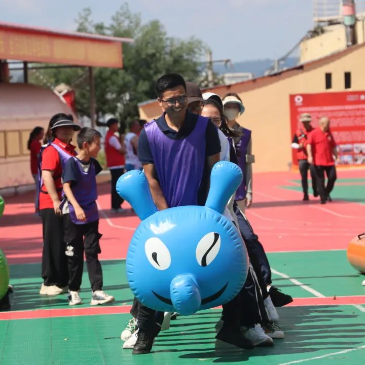 		 善用资源开放日④ | 文艺演出、创意集市、意见意义运动会......幸福指数UP_企业动态_优德88集团有限公司	