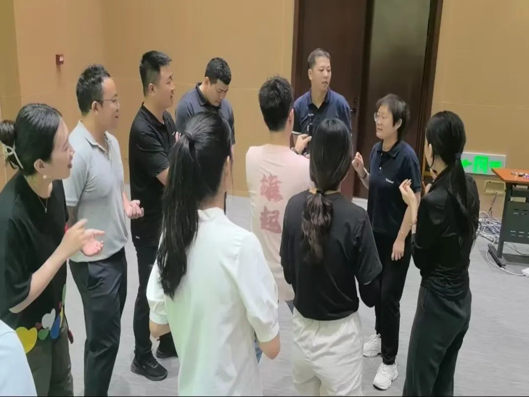 		“青马”赋能 向“新”而行 ——优德88集团团委举行2024年轻年马克思主义者作育工程培训班_优德88要闻_优德88集团有限公司	